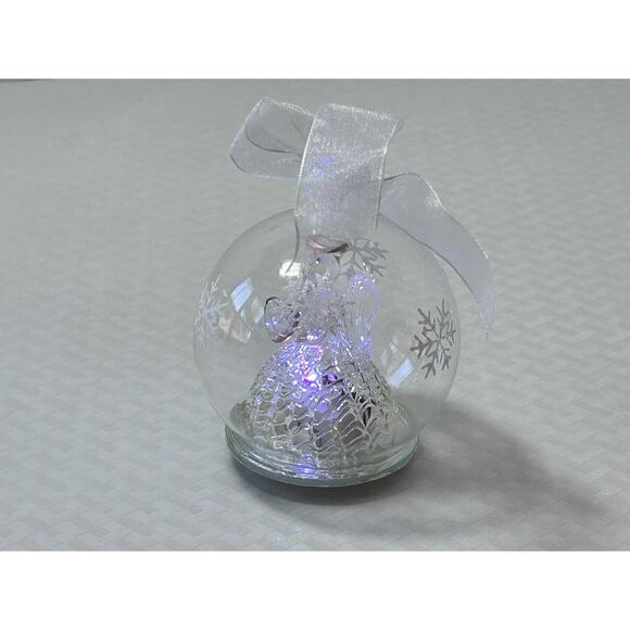 3.5” Glass Dome Light Up Christmas Angel W/ Heart Ornament Snowflake Etchings - Picture 3 of 10